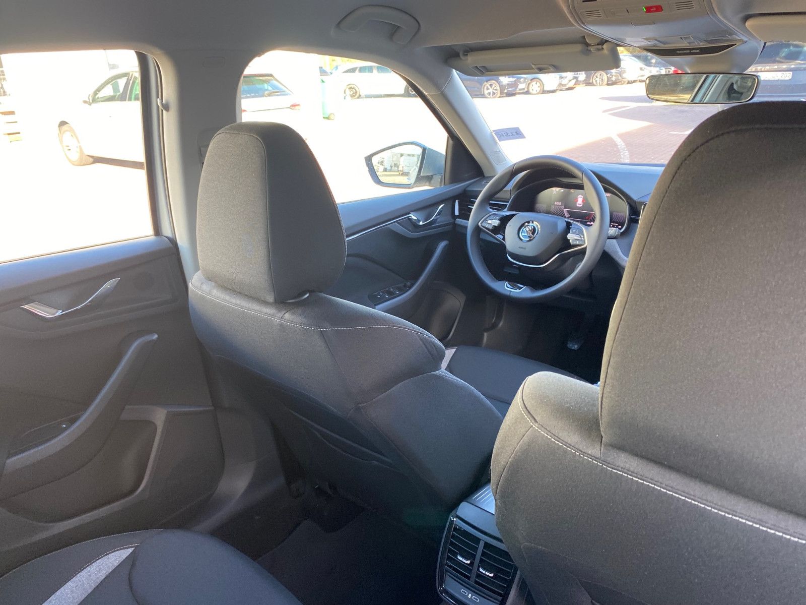 Fahrzeugabbildung SKODA Kamiq 1.0 TSI Drive *LED*FSH*KAMERA*SMARTLINK*