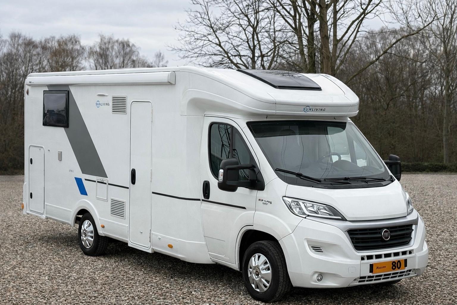 Sun Living S75SL*Luftfederung*Hubbett*Einzelbetten*Backofen