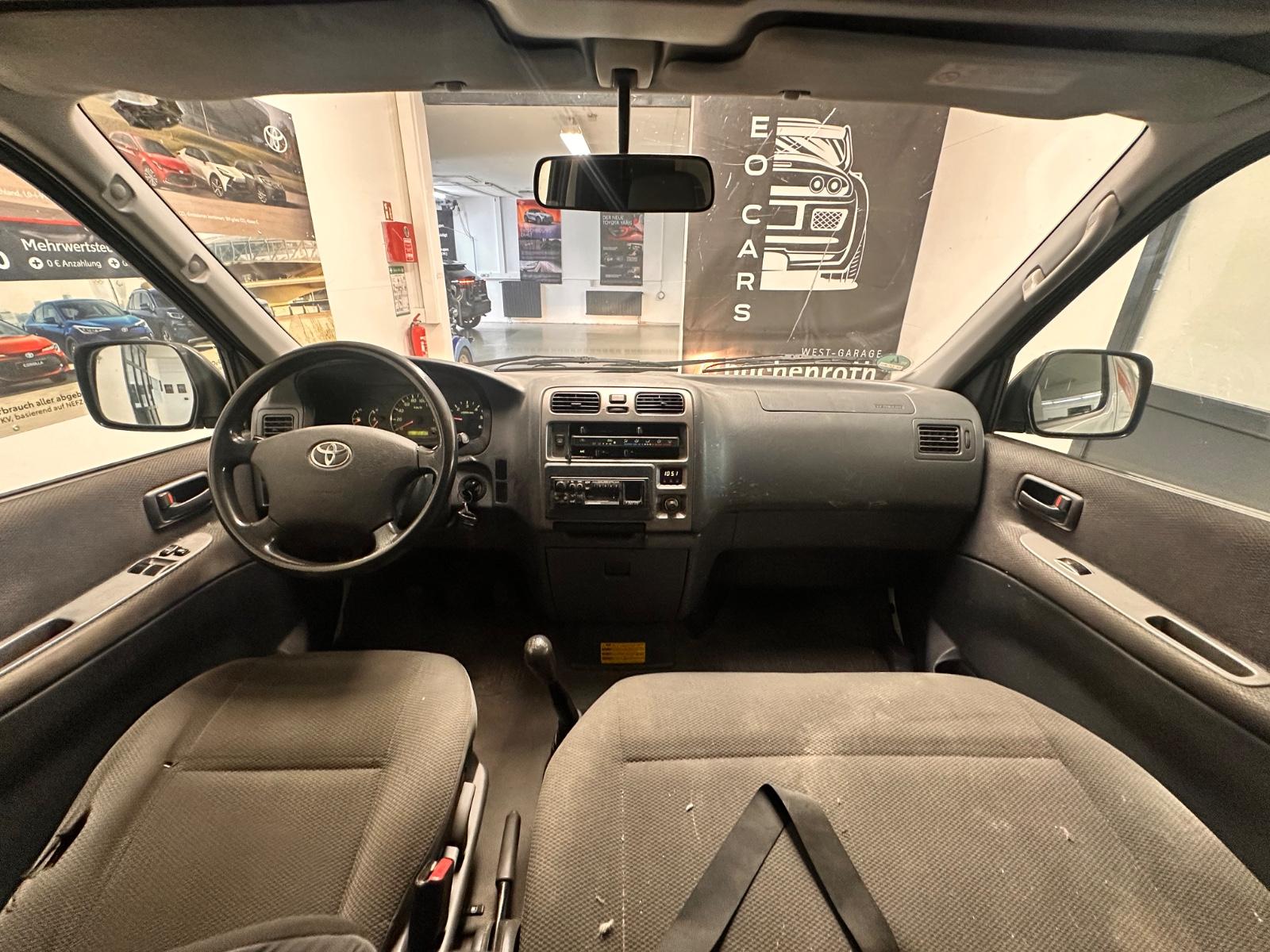 Toyota Hiace HI-ACE Kasten TD