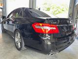 Mercedes-Benz E 63 AMG Lim. 6.2L V8 Harman-Kardon Exklusiv-Pak - Mercedes-Benz: E63