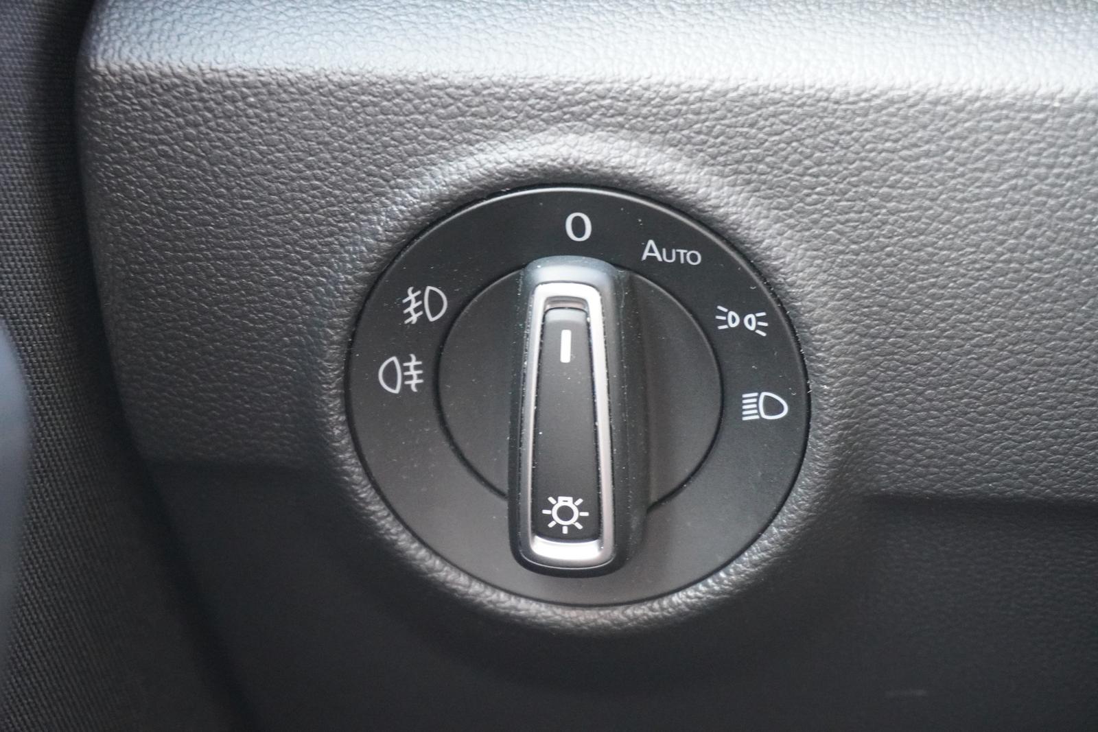 Volkswagen T-Roc 1.5 TSI DSG Style LED Navi Sitzheizung, миниатюра 29