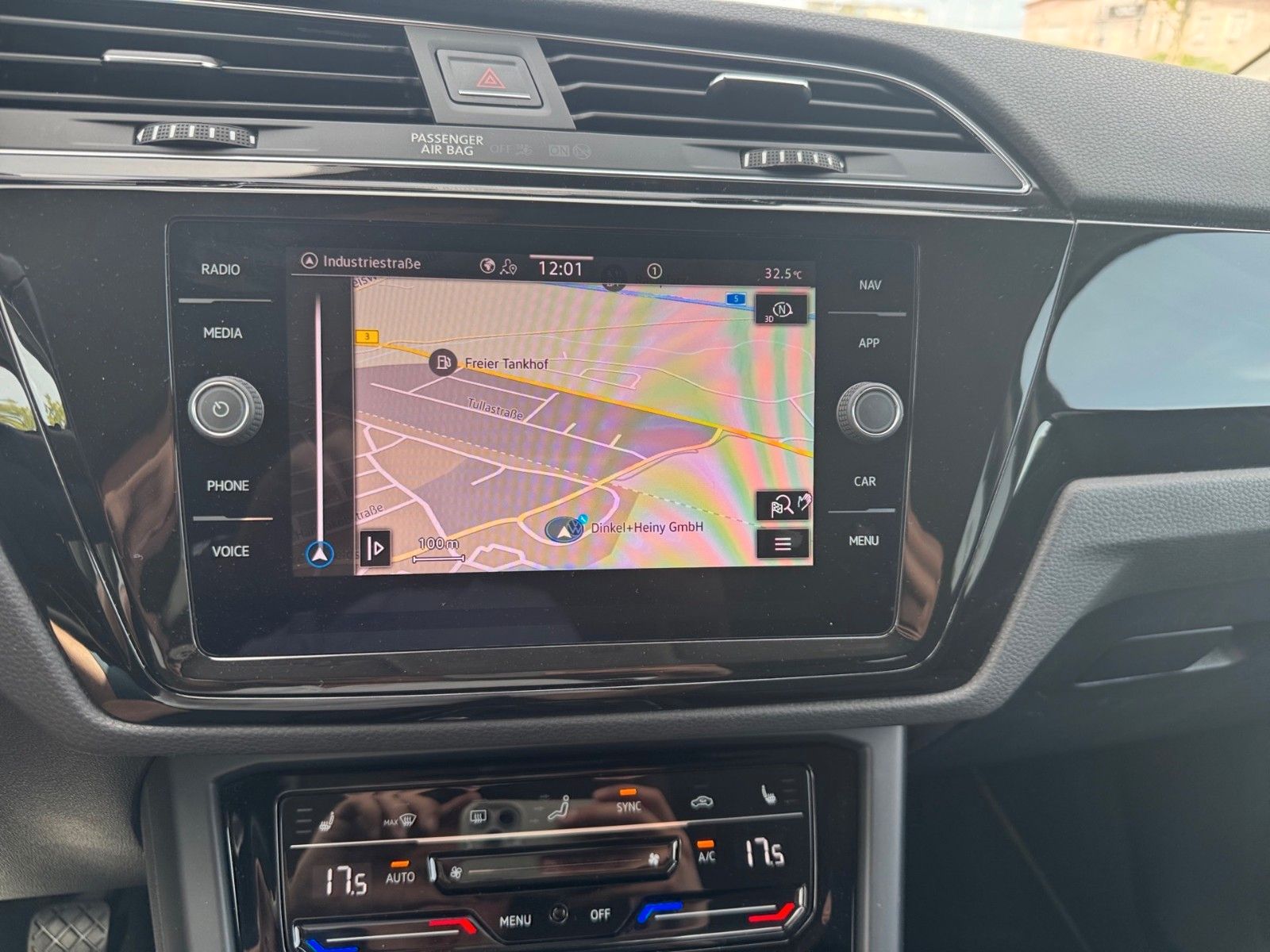 Fahrzeugabbildung Volkswagen Touran Comfortline 1.5 TSI