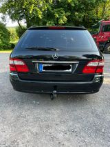 Mercedes-Benz E 270 E -Klasse T-Modell E 270 T CDI Avantgarde - Mercedes-Benz E 270: Cdi