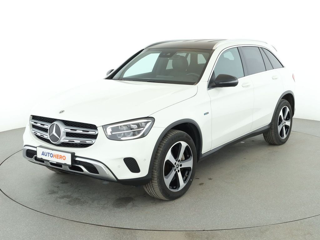 Image of Mercedes-Benz GLC 300
