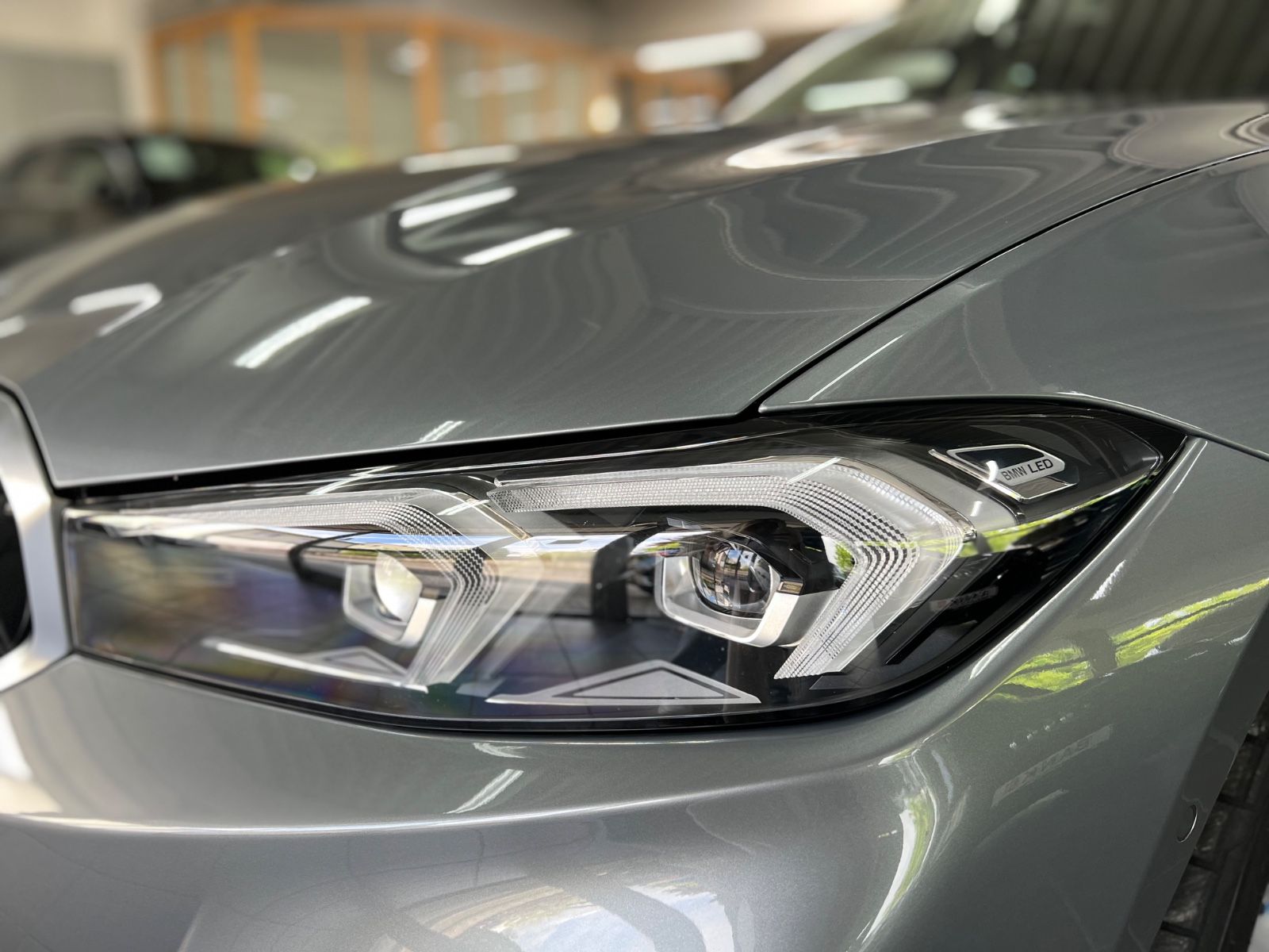 BMW 318d Touring HuD+Spur+HiFi+Park Assist+LED+uvm. foto 6