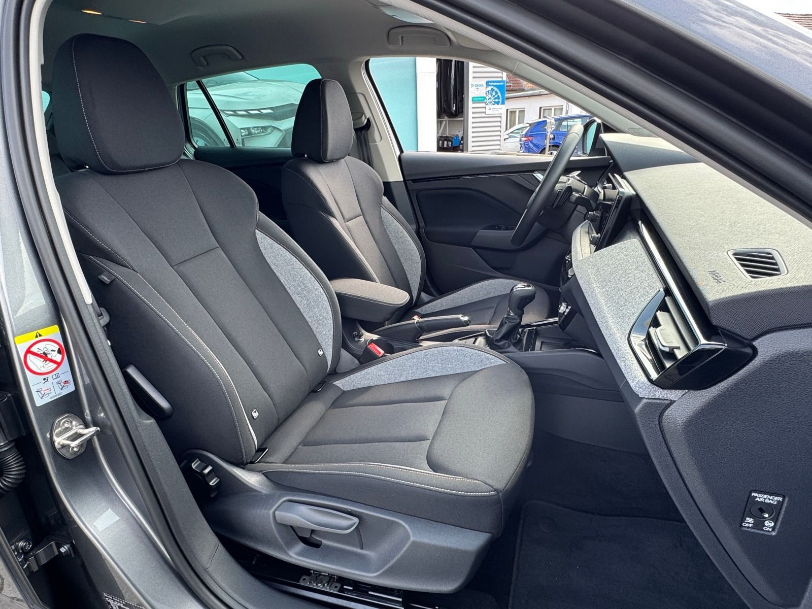 Fahrzeugabbildung SKODA Scala 115PS DSG*RFK*18Zoll*eHeck*Allwetter