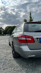 Mercedes-Benz E 350 4MATIC T BlueEFFICIENCY AVANTGARDE AVA... - Mercedes-Benz in Neumünster