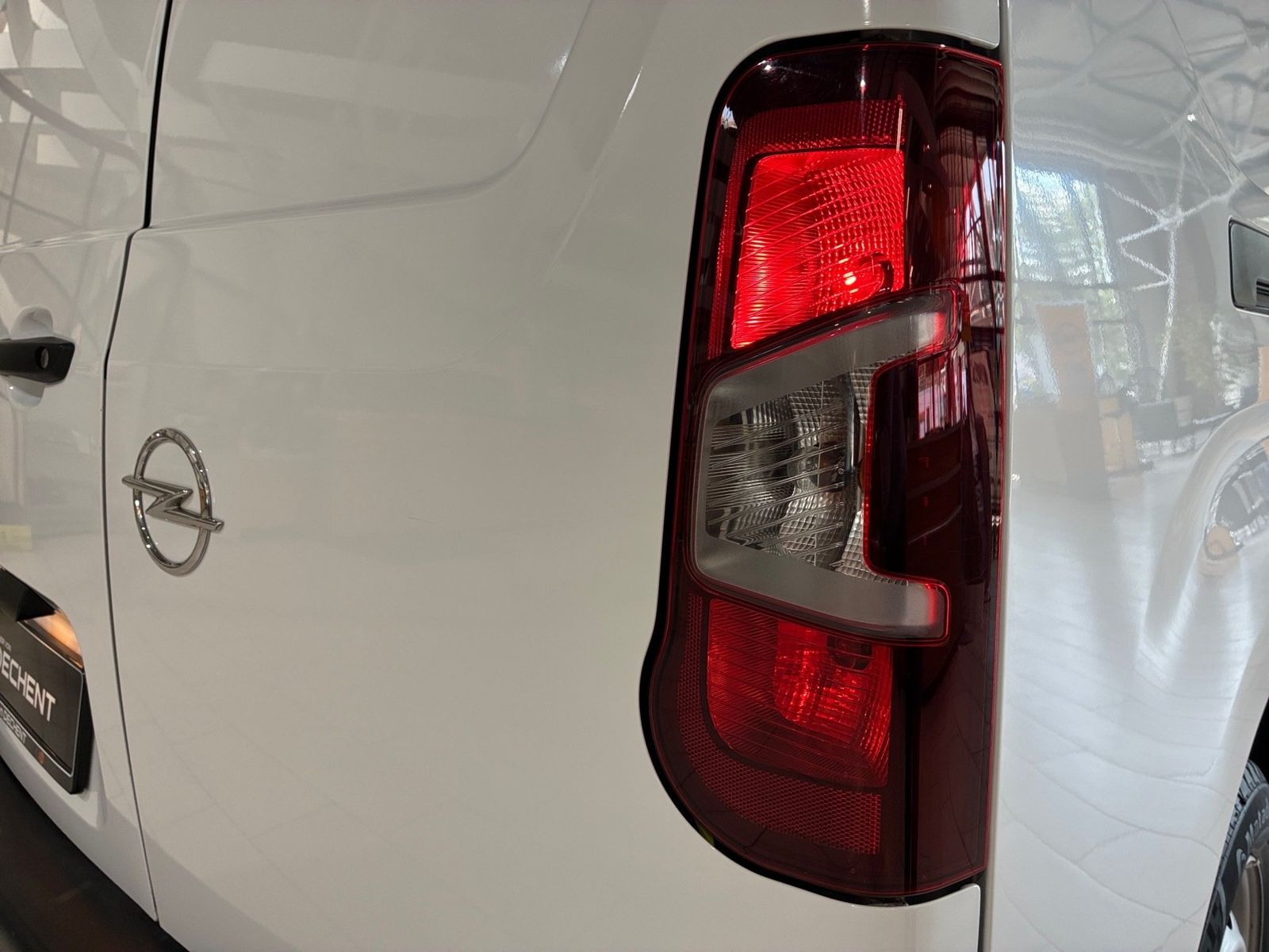 Fahrzeugabbildung Opel Combo E Cargo 1.5 D NLast XL PDC,Klima,XL