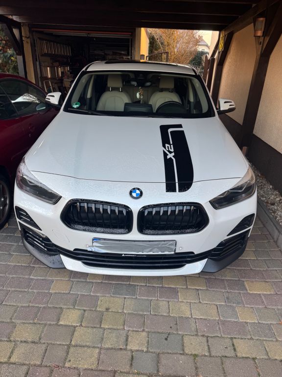 Image of BMW X2