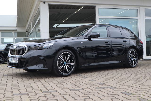 BMW i5 eDrive40 Touring/M Sport/AHK/HK/360°/ACC