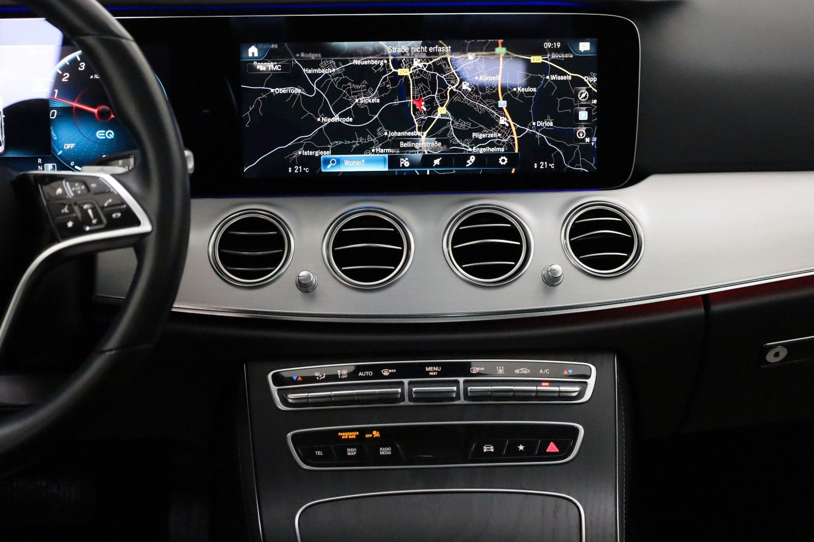 Fahrzeugabbildung Mercedes-Benz E 300 e Avantgarde Lim.,Leder,Navi,SH,Kamera,AHK