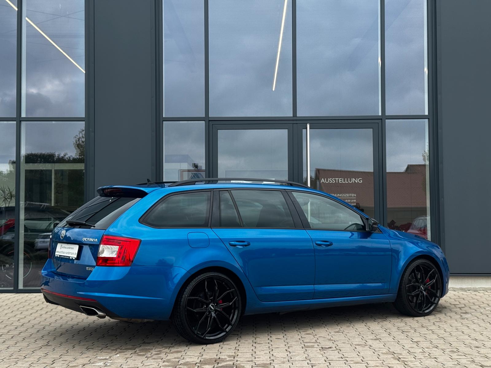 SKODA OCTAVIA - RS - 2.0 TSI 220 CV - XENON - CARPLAY - BVA - PACK SPORT