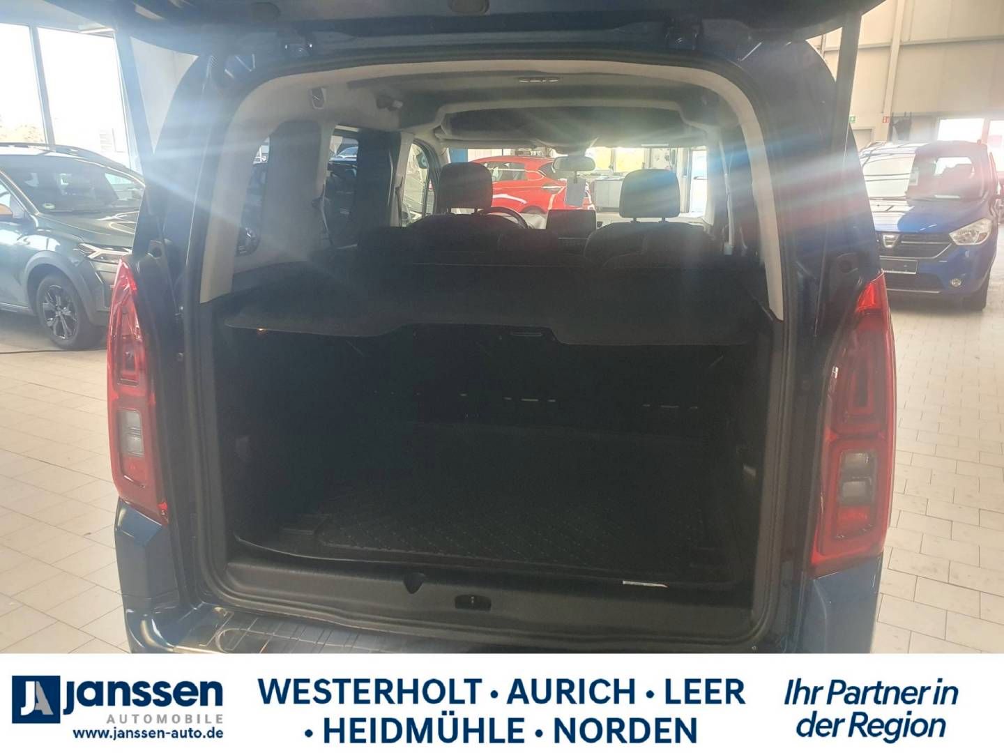 Fahrzeugabbildung Opel Combo Life 1.2 Turbo Start/Stop Edition