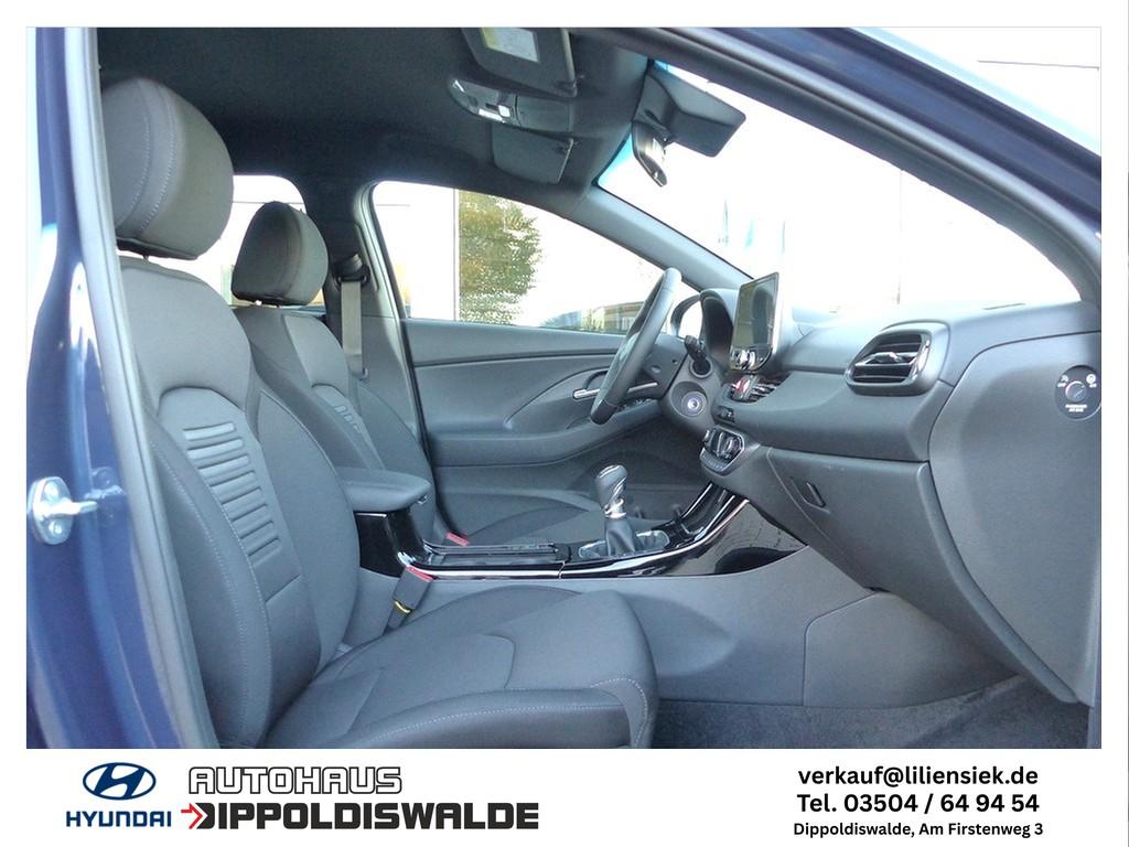Hyundai i30 1.0 T-GDi Advantage LED, PDC, Navi