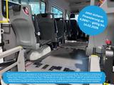 MAN TGE Rollstuhl-Lift Triflex Boden Drehklappsitze - Behindertengerechte MAN TGE