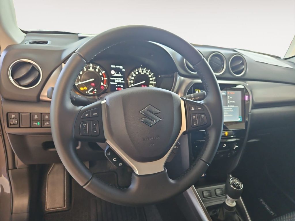 Fahrzeugabbildung Suzuki Vitara 1.4 Allrad Comfort Navigation LED Scheinw