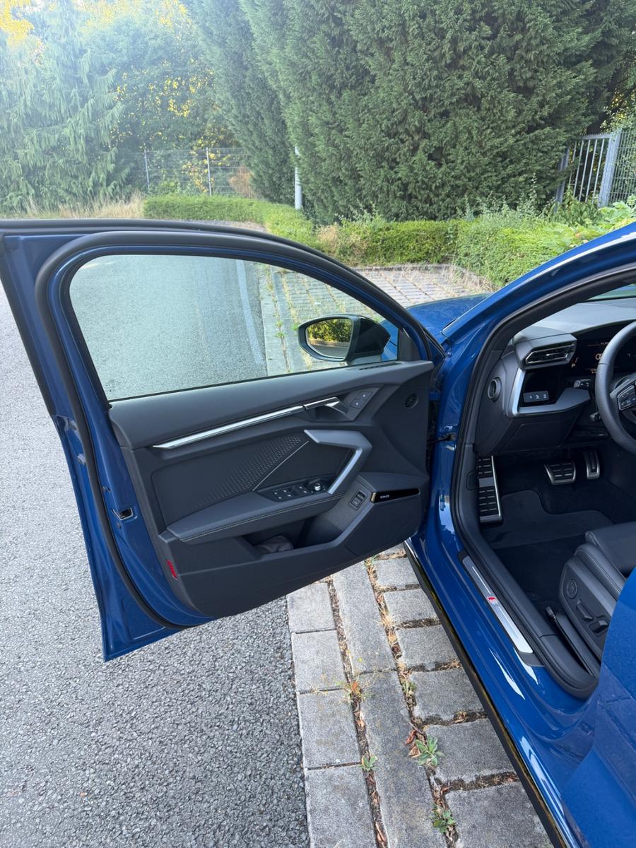 Audi A3 35 TFSI S tronic S line Sportback S line