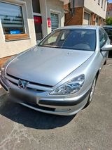 Peugeot 607 - Peugeot 607 mit Benzin-Antrieb