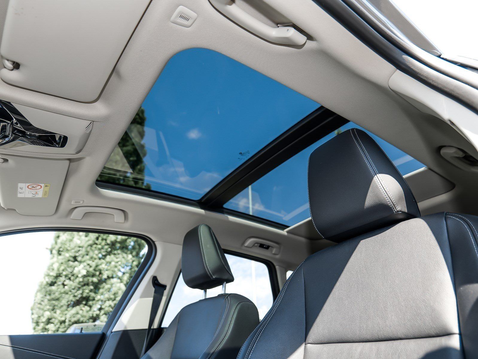BMW 220i Active Tourer Luxury Line HUD PANO ACC RFK foto 12