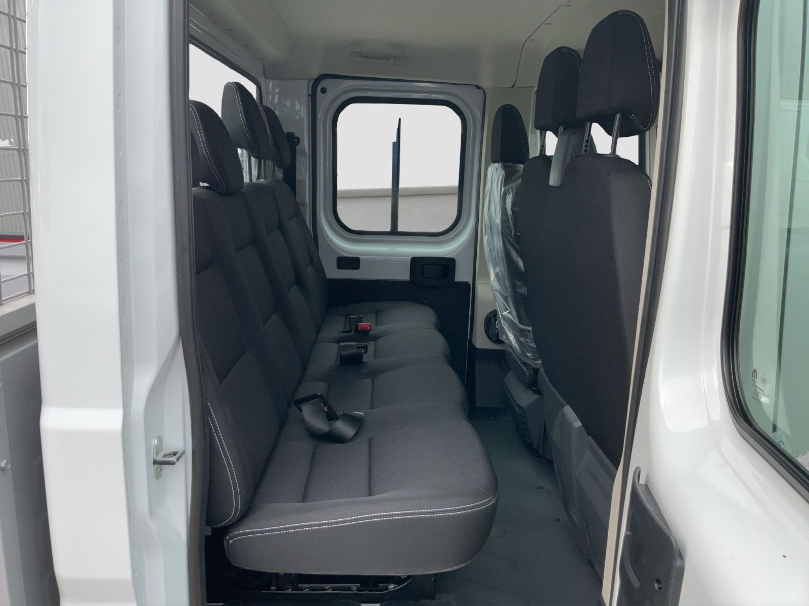 Fahrzeugabbildung Fiat Ducato 3- Seiten- Kipper Doppelkabine L3 140 PS