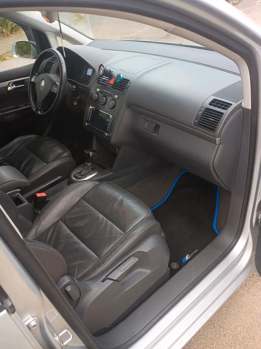 Volkswagen Touran, 2005