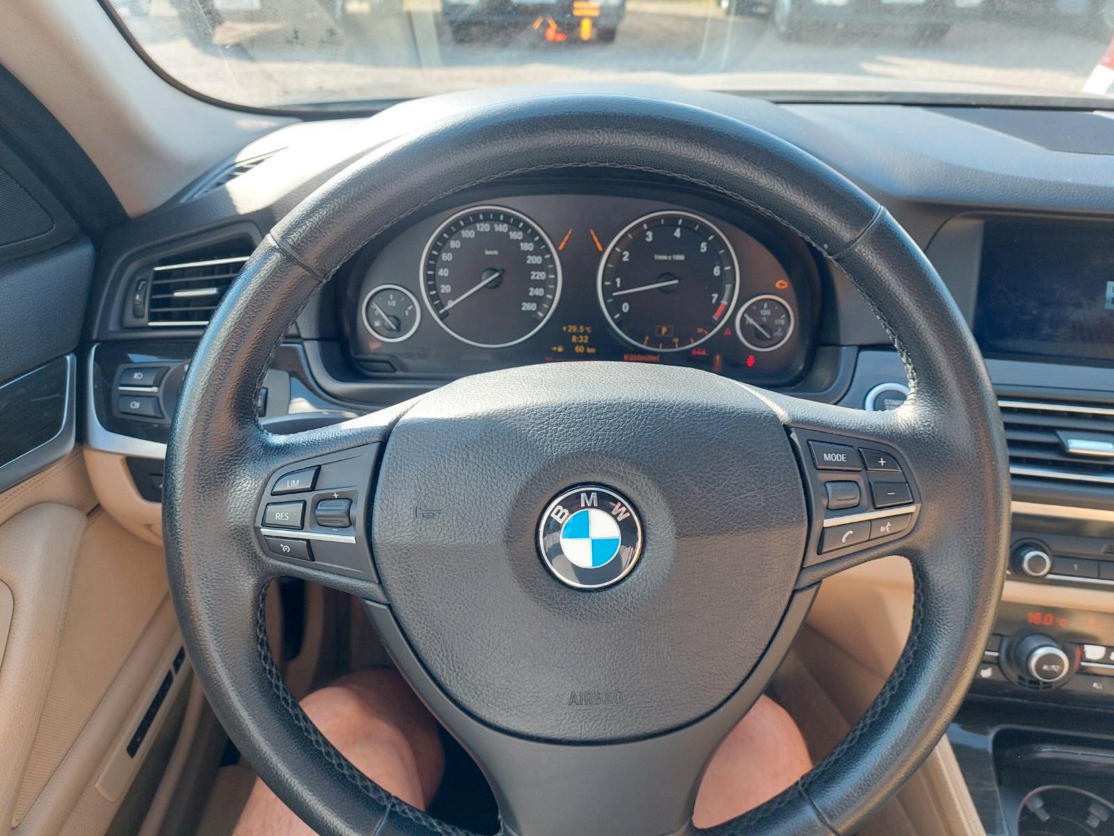 BMW 523 2010 — photo 11