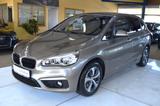 BMW 220 i Active Tourer AUTOMATIK / XENON / NAVI - silberne BMW 2er Reihe
