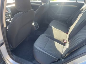 Volkswagen Passat Variant - 10