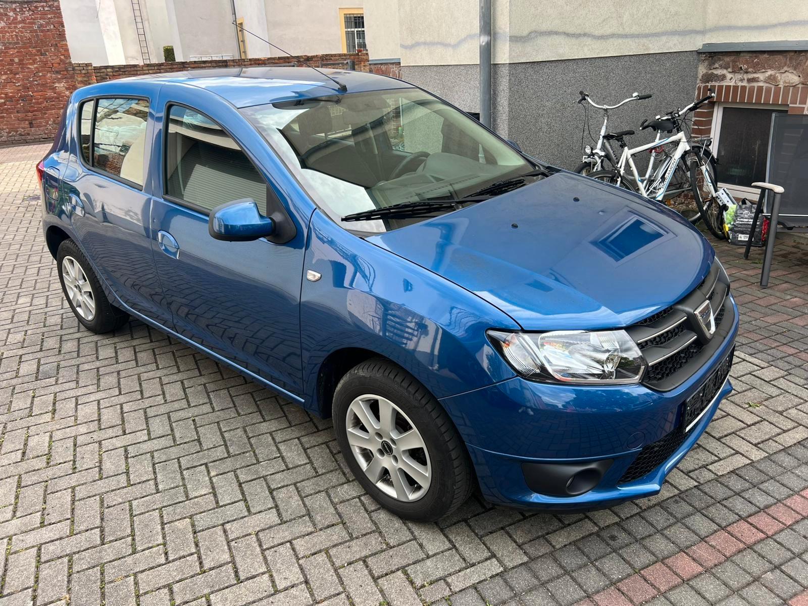Dacia Sandero TCe 90/Navi/Klima/1-Hand/Alufelgen