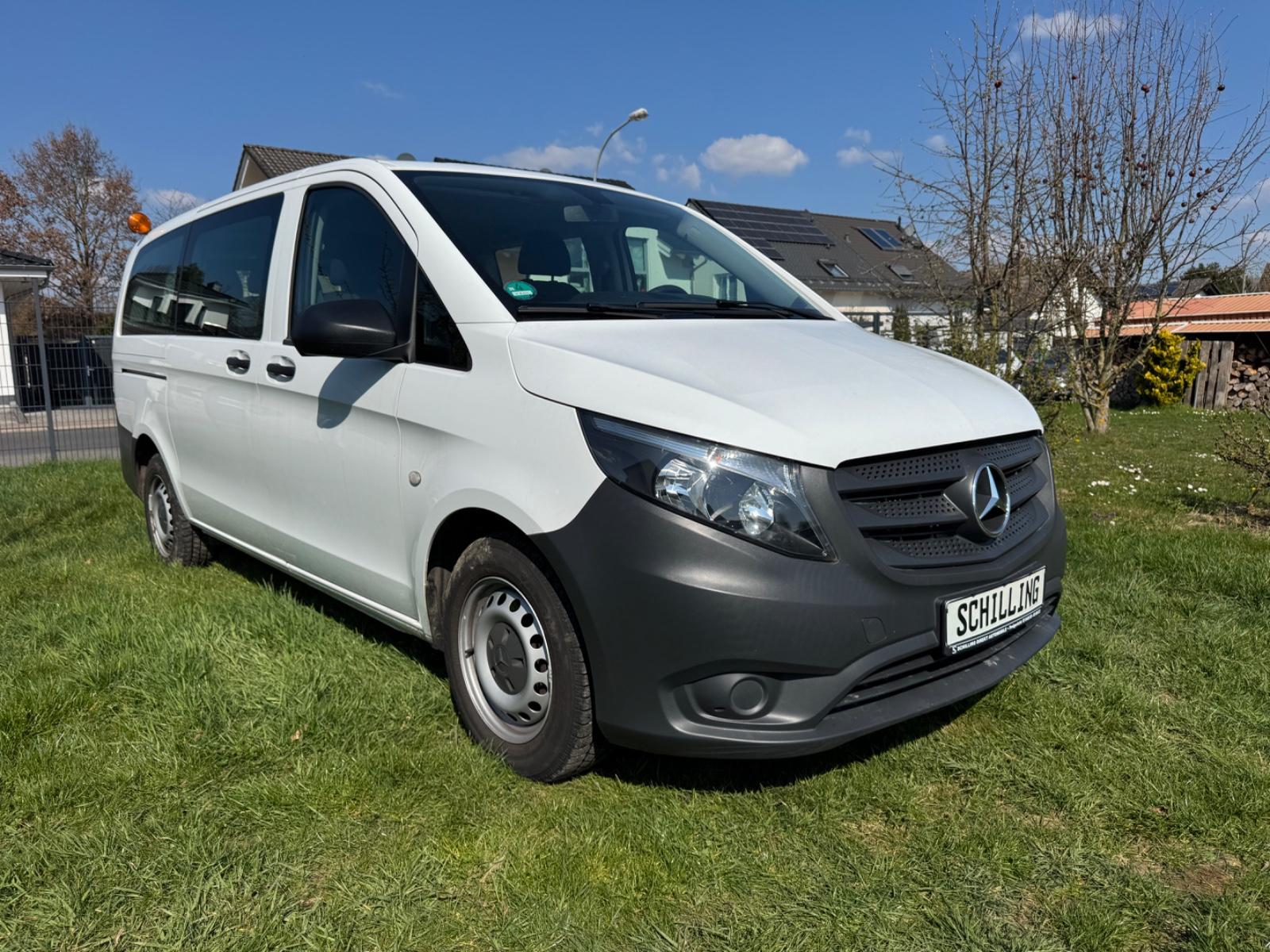 Mercedes-Benz Vito Tourer 109 CDI Pro FWD lang 9Sitzer+1Hand!