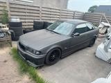BMW e36 318is coupé - BMW 318 aus 1994: 318is