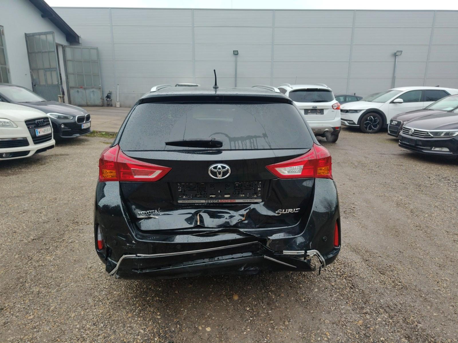 Toyota Auris 2015 — photo 5
