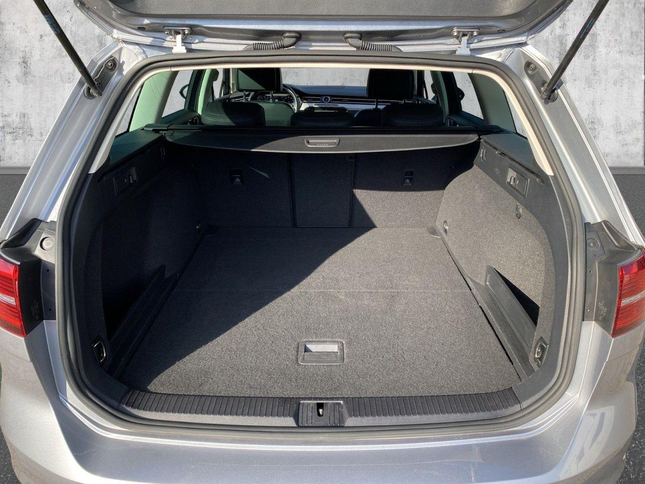 Volkswagen Passat Variant 1.4 TSI DSG Highline AHK LED RFK