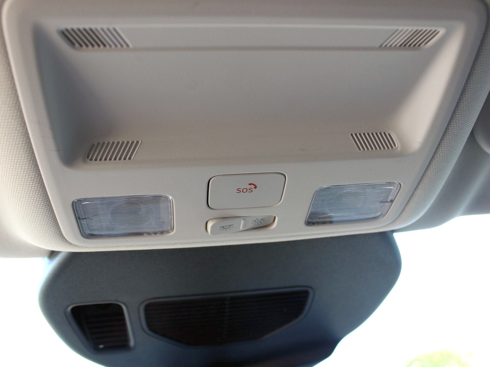 Fahrzeugabbildung Ford Kuga Plug-In Hybrid Cool & Connect 2,5 Duratec