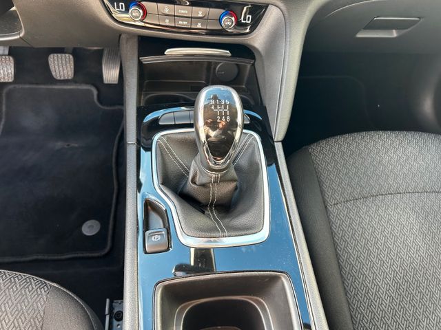 Insignia B Sports Tourer Edition*PDC*NAVI*