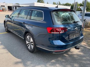 Volkswagen Passat Variant - 3