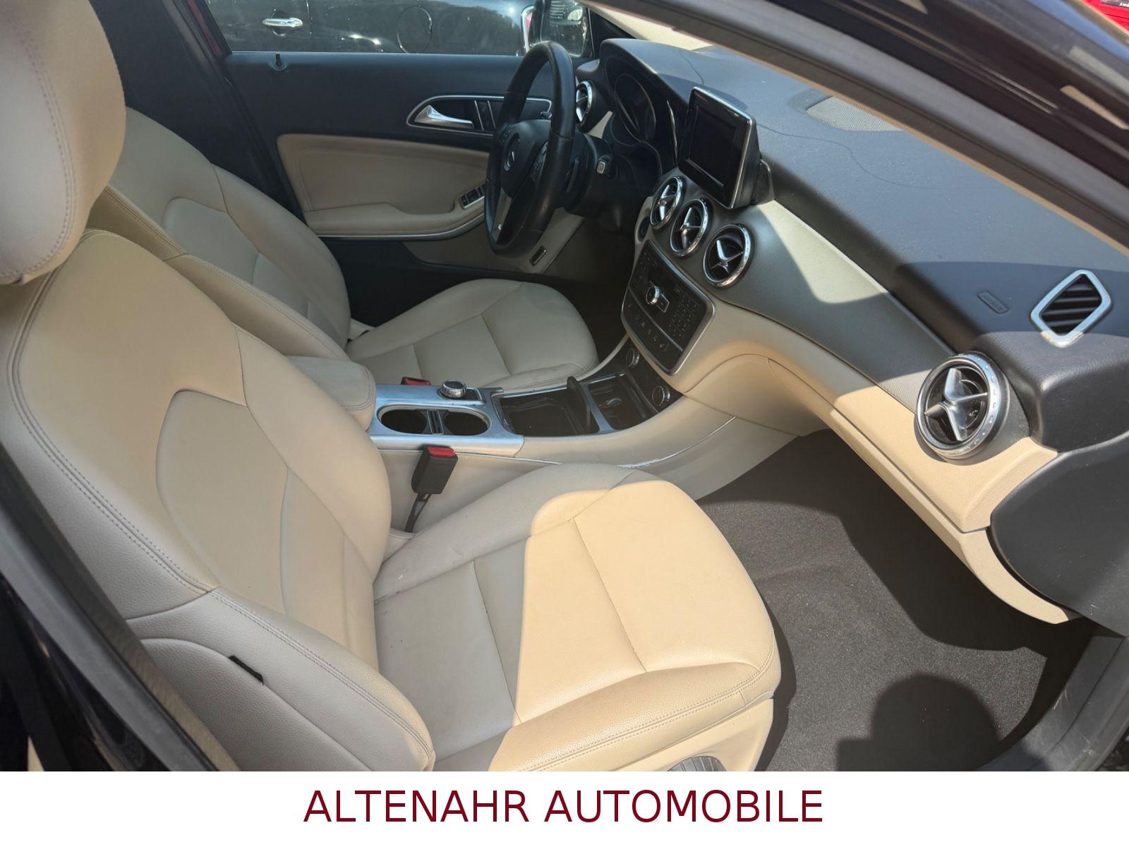 Mercedes-Benz GLA220 2015 — photo 12