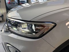 VW T-Roc 1.5 TSI Style DSG LED ACC NAVI AHK MASSAGE