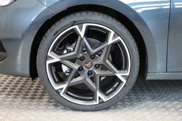 Cupra Leon Sportstourer 1.5 AHK Pano 19Zoll Sennheiser