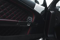 Fahrzeugabbildung Aston Martin DBS 6.0 Touchtronic *Carbon / Unikat*