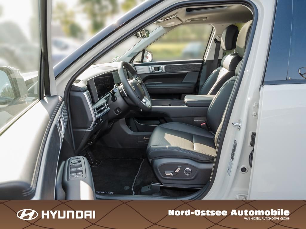 Fahrzeugabbildung Hyundai SANTA FE HEV 5-Sitzer INTRO GlasSchiebedach Bose