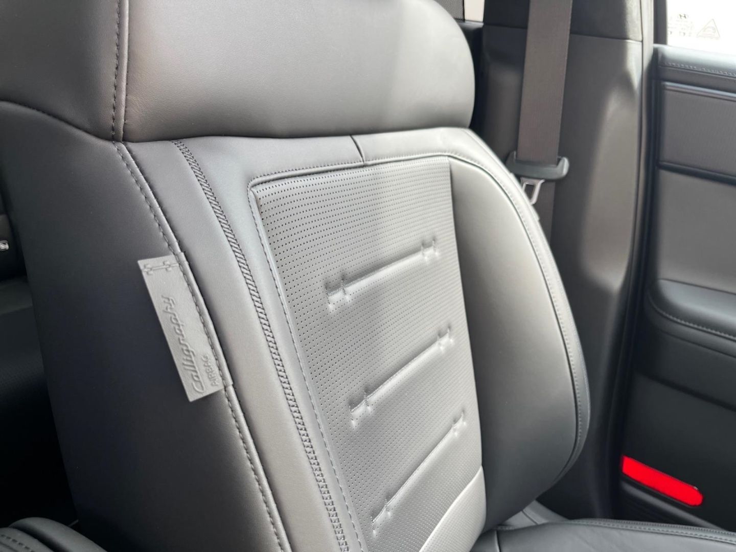 Hyundai Santa Fe – Bild 13