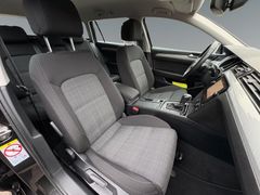 Fahrzeugabbildung Volkswagen Passat Variant Business 2.0TDI 4MOTION AHK NAVI