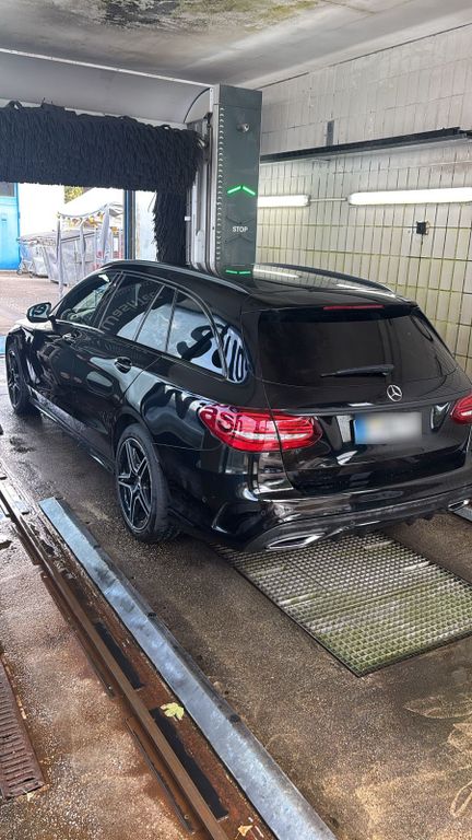 Image of Mercedes-Benz C 220