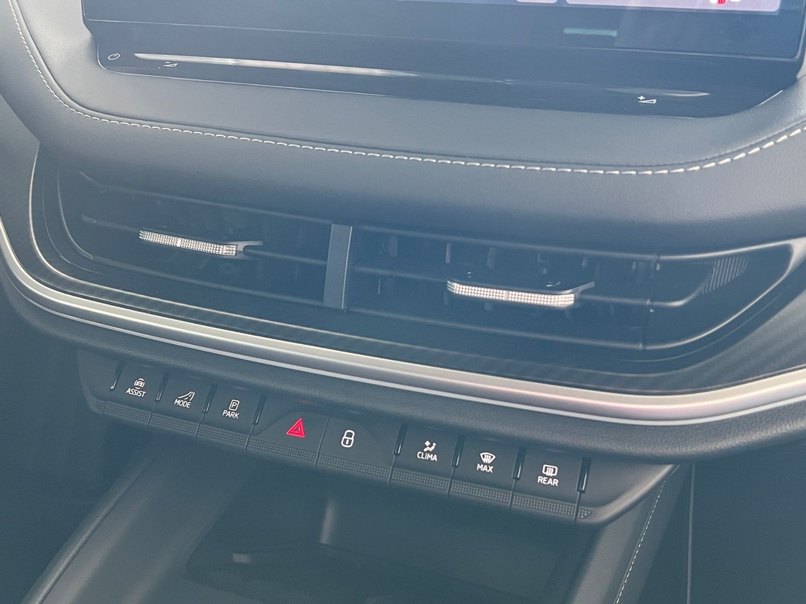 Fahrzeugabbildung SKODA Elroq 60 Sportline *AHK, Matrix-LED, Kamera*