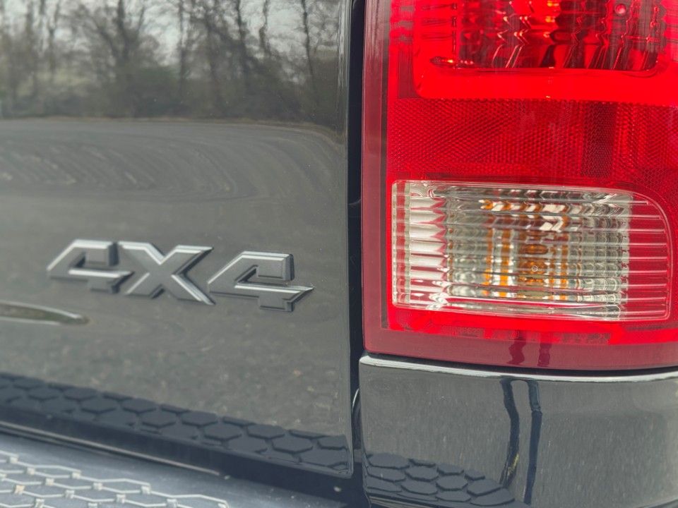 Fahrzeugabbildung Dodge RAM Classic 5.7 4x4 LPG 1. Hand AEC Import