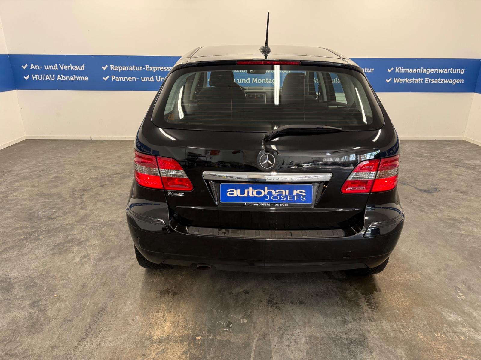 Mercedes-Benz B170 2009 — photo 7