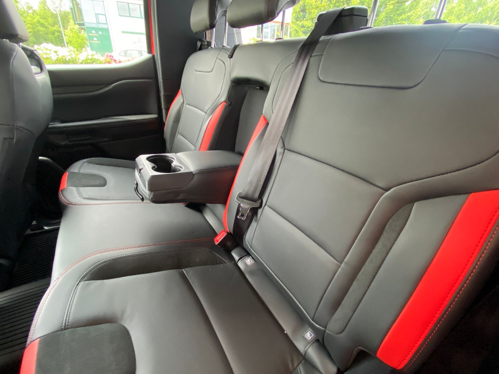 Fahrzeugabbildung Ford Ranger Raptor e-4WD Doppelkabine