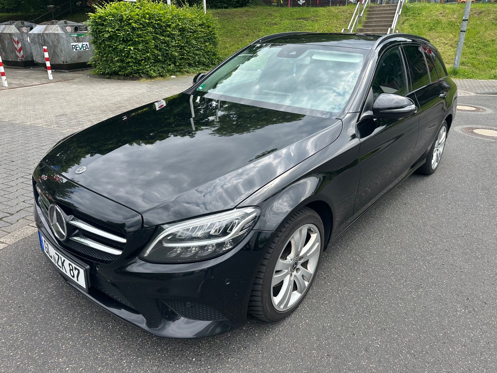MERCEDES-BENZ C 220 d T Autom. gepflegtes Fahrzeug