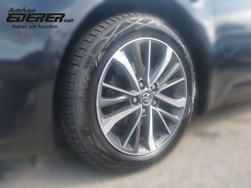 Toyota Avensis - 4